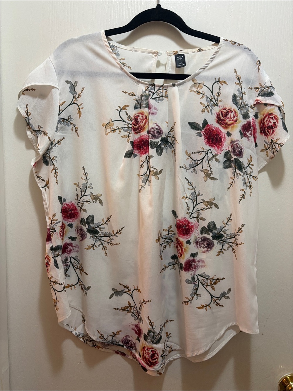 SHEIN Cream Floral Short Sleeve Blouse